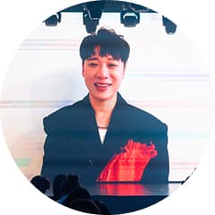 Q Music 音樂創作獎 得獎者 賴晏駒「希望大家能夠多了解、多認識，甚至是去發現彩虹的力量跟彩虹的美。我知道我的影響力還沒有很大，但是我相信能多做一點，就能讓大家多認識一點。」